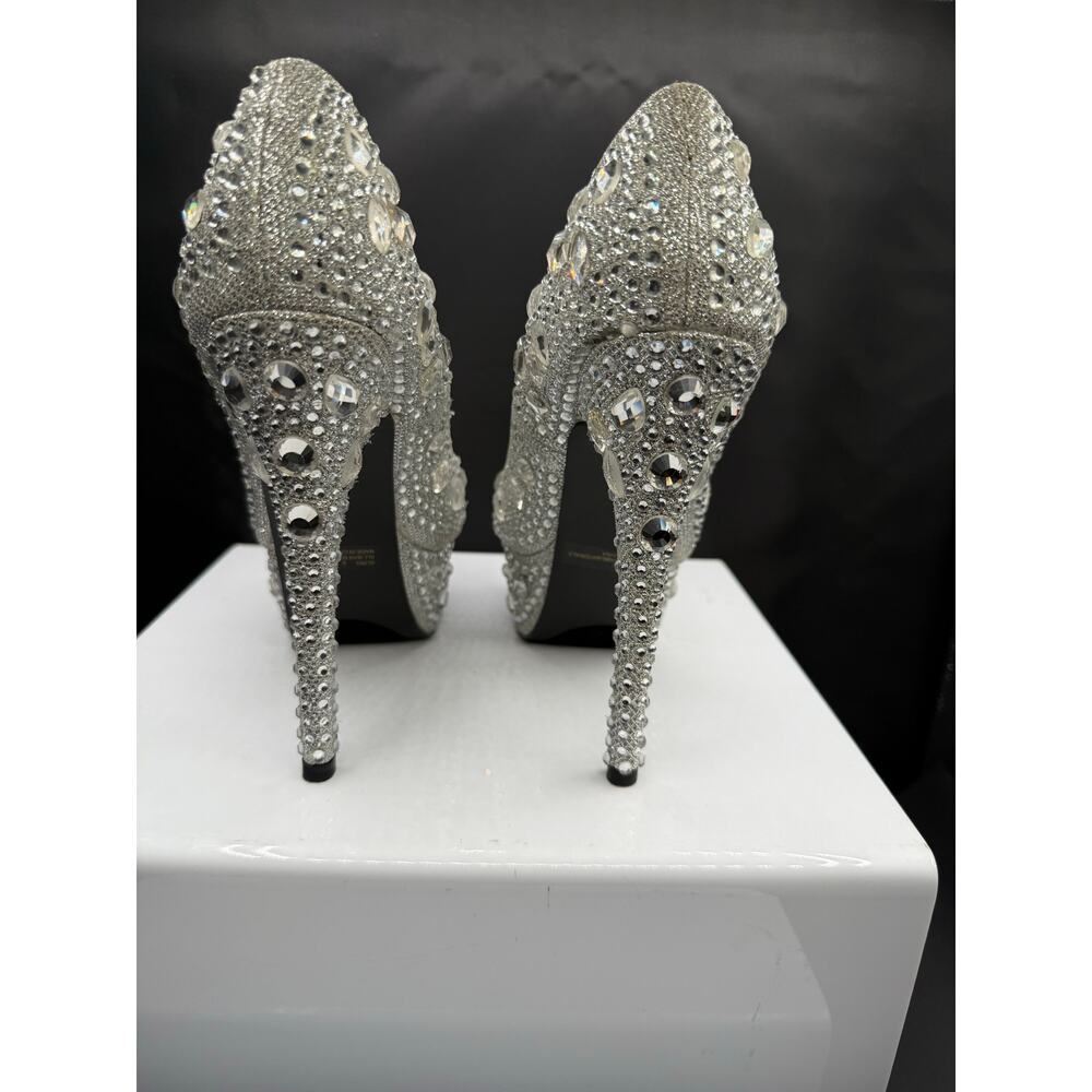 Charlotte Russe Silver Rhinestone 6” Stiletto Heels - Size 8W - Picture 4 of 10